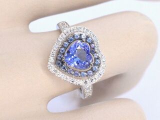 Witgouden ring met diamanten en tanzaniet