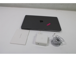 Apple MacBook Pro Apple M M2 Laptop 338 cm 13.3 8 GB 512 GB SSDwifi 6
