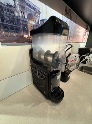 Slushmachine, Diamond, Faby-1/AB