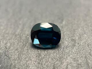 Saffier - 4.27 carat natuurlijke saffier met hoge zuiverheid