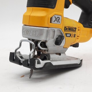 Accu decoupeerzaag, DeWalt, DCS334, 2020