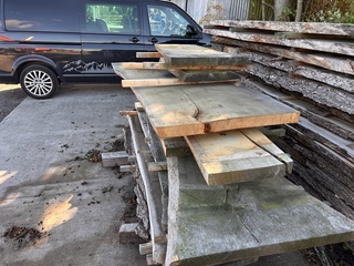 Ca. 12x Massieve Eiken Boomstambladen, Europees Eiken, Gedroogd, 2022