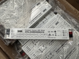 Ca. 60x Led driver, 3AAA, HYL-030R0500G210