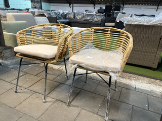 2x Rotan tuinstoel 58x58x73 cm