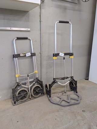 2x Inklapbare steegwagen