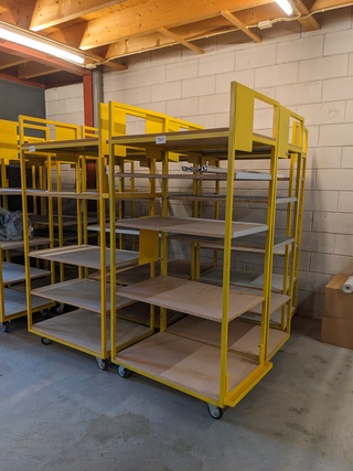 6x Magazijnwagen