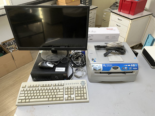 Computer met beeldscherm en printer Fujitsu, Esprimo C910-L
