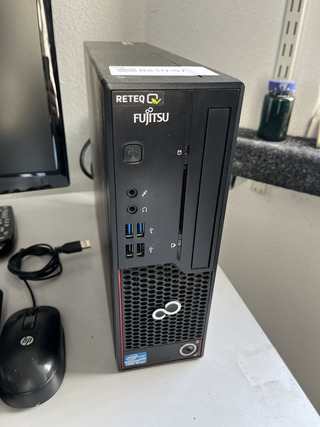Computer met beeldscherm Fujitsu, Esprimo C910-L