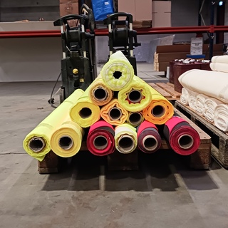 Ca. 11x Rol high lite bekledingsstof