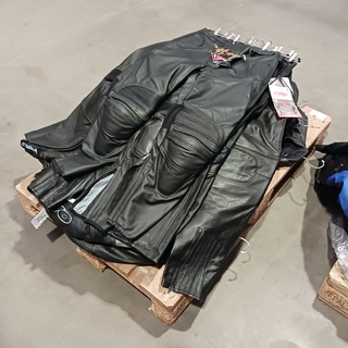 Ca. 14x Diverse leren motorkleding, O.a. Evolution En Lookwell