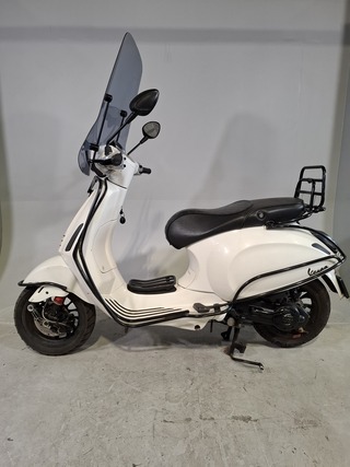 Snorscooter, Vespa, Sprint 4T, 2016