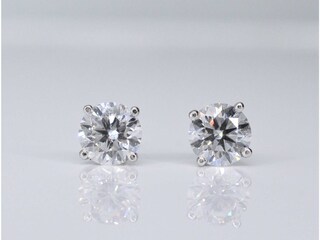 Witgouden diamanten oorbellen van 1.00 carat