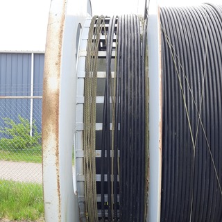 4x Kabel op haspel