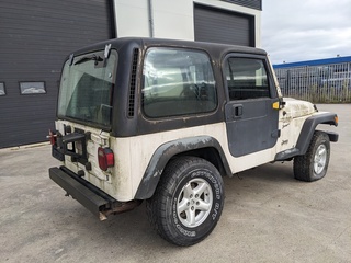 Personenauto, Jeep, WRANGLER 4.0i Softt.Sahara, 2001