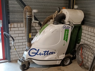 Straatzuigmachine, Glutton, 2411Electric, 2011