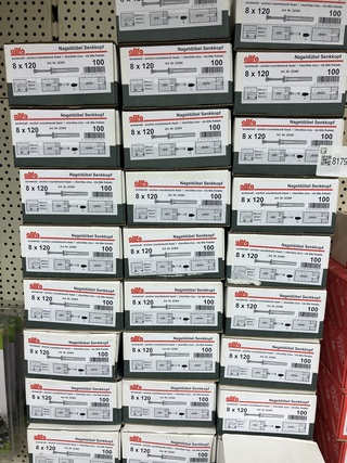 Ca. 47x Dozen slagpluggen Fisher