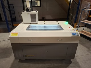Laser snij en grafeermachine, RD-lasersystems, RD-9013100, 2023