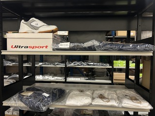 7x Diverse kleding en schoenen W.o. ultrasport, berydale