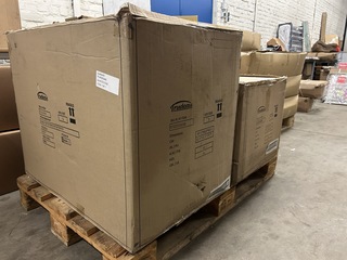 2x Winkeldisplay Trudeau