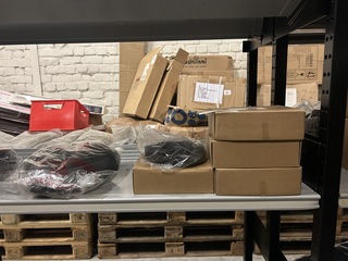 8x Fietsonderdelen en accessoires w.o. sloten