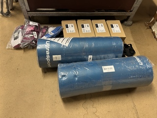 16x Fitness artikelen w.o. heuptasje, gymnastiekmat Ultrasport