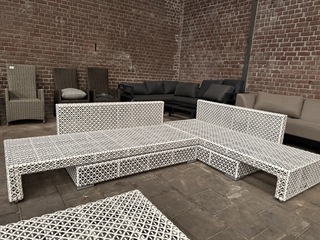 2x Design loungebank/ligbed Artie