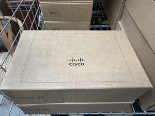 8-poorts cloud managed Layer 2 PoE netwerk switch Cisco Meraki, MS130-