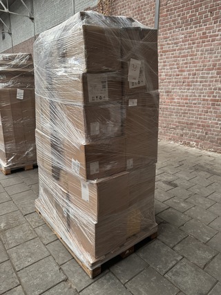 Mix pallet met 33 stuks design verlichting Paco Home – verkrijgbaar op