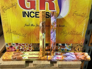 Ca. 500x Pakjes diverse soorten wierrook