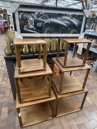 2x Sets van 3 stuks bijzettafels