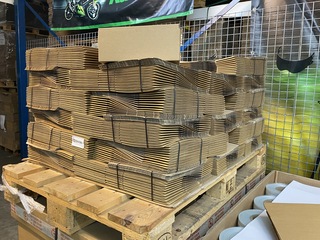 Ca. 580x Autolockdoosjes met klepdeksel, bruin