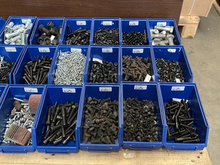 Partij diverse soorten bevestigingsmateriaal