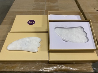 Ca. 179x Guasha Schraper witte Jade Wolk