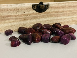 450 gram Robijn trommelstenen