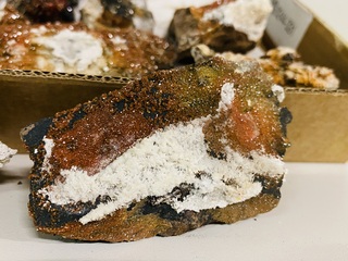 9x Bariet/Vanadiniet/Mangaan