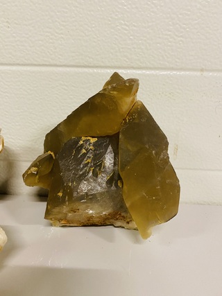 4x Limoniet calciet kristalclusters