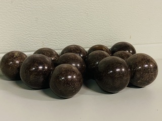 Ca. 12x Granaat bollen
