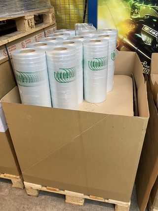 Ca. 33x Rollen luchtkussenfolie, Pregis