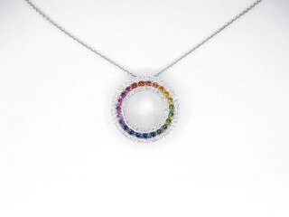 Witgouden hanger met multi colour saffieren en diamanten in een cirkel