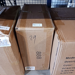 Krabpaal kat kitten, 2025