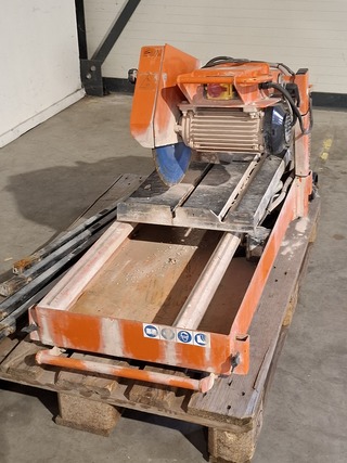 Steen-tafelzaagmachine – 600mm – 230V Euro Shatal, TS351-45, bouwjaar