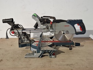 Telescoop-/afkortzaag 216mm 230V~ Bosch, GCM 8 SJL, bouwjaar 2015