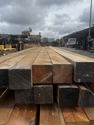 13x 400 cm , 1x 300 cm Douglas paal |geschaafd , 14 x 14 x 400 cm