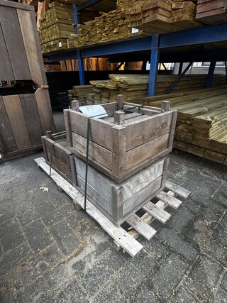 3x Bloembakken hardhout | Sommige licht vergrijsd