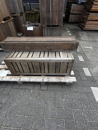 2x Bloembakken hardhout | vergrijsd