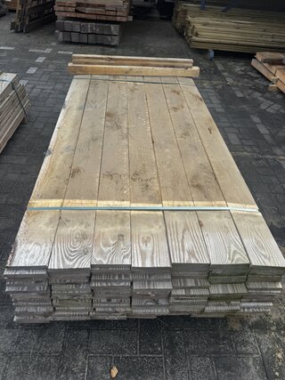 Ca. 105x Douglas planken | fijnbezaagd | 2,2 x 15 x 200 cm