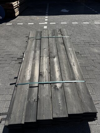 Ca. 77x Vuren plank fijn bezaagd, zwart , 2,2 x 15 x 200 cm