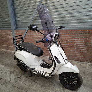 Snorscooter, Vespa, Sprint 4T, 2017