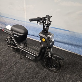 Elektrische snorscooter Lvneng, Gener