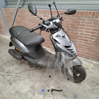 Snorscooter, Piaggio, Zip, 2015